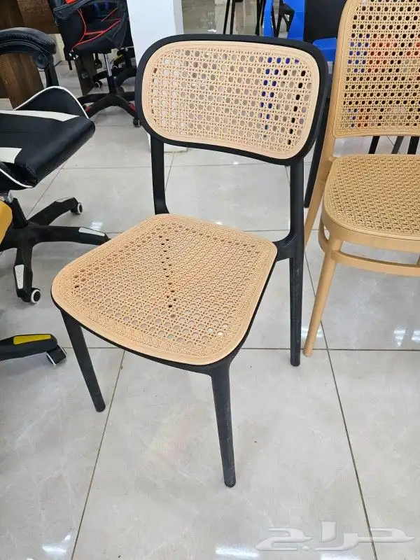 كراسي فايبر 2