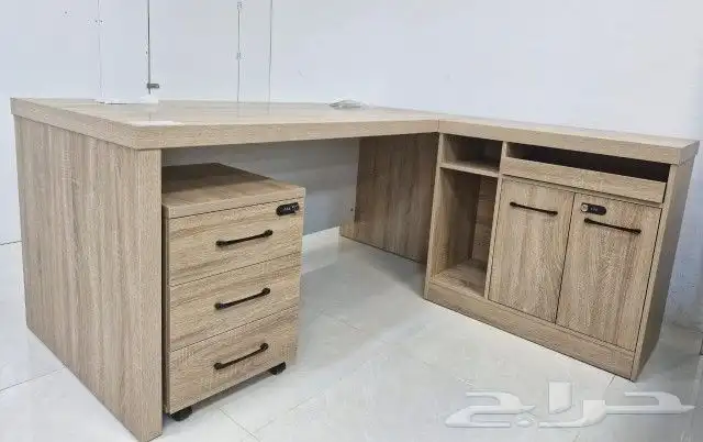 مكتب سكرتارية ادراج طقم مدير فخم محطة العمل كراسي كنب انتظار 1