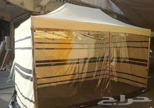 خيام ومضلات شفاف 0