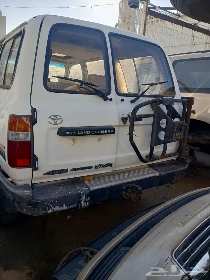 جيب جي اكس ار للبيع تشليح قطع غيار 1