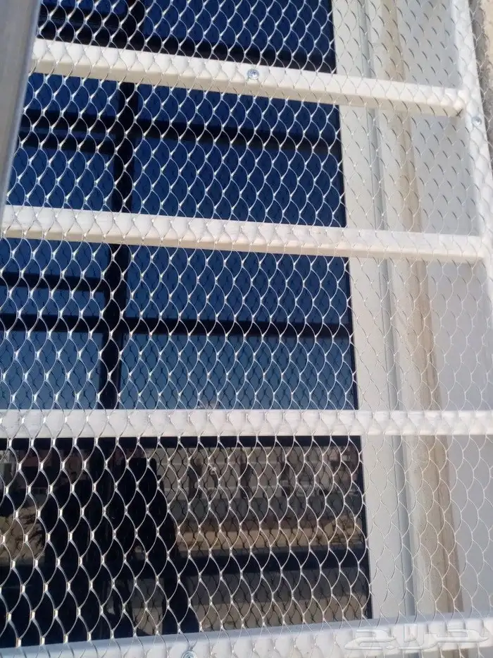 طارد الحمام. غطاء مكيفات فيبر جلاس مروحه شفات اشواك حمام مع 2