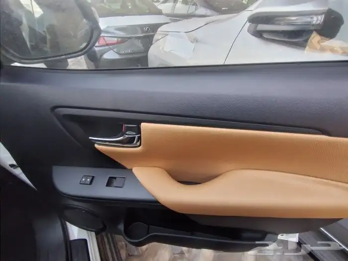 تويوتا فورتشنر 2025 دبل بنزين 14