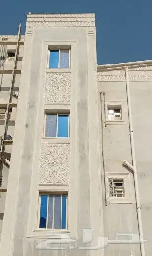 أعمال كسر رخام وا لياسه ملونه على واجهات العماره 11