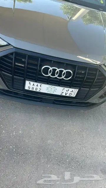 للبيع لوحة د ي م 9882 0