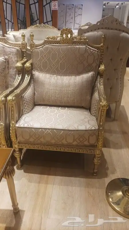 كنب ومجالس وطاولات طعام وطولات خدمه 4