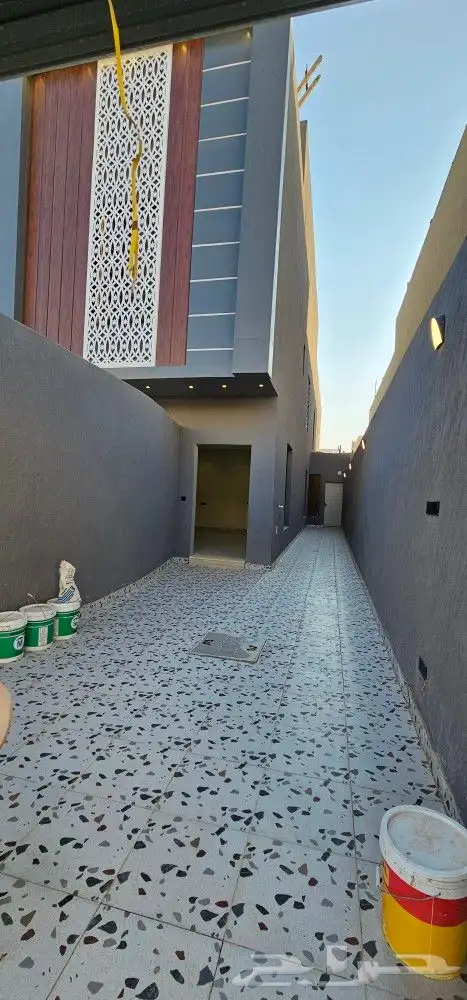 للبيع دور حي عكاظ 2