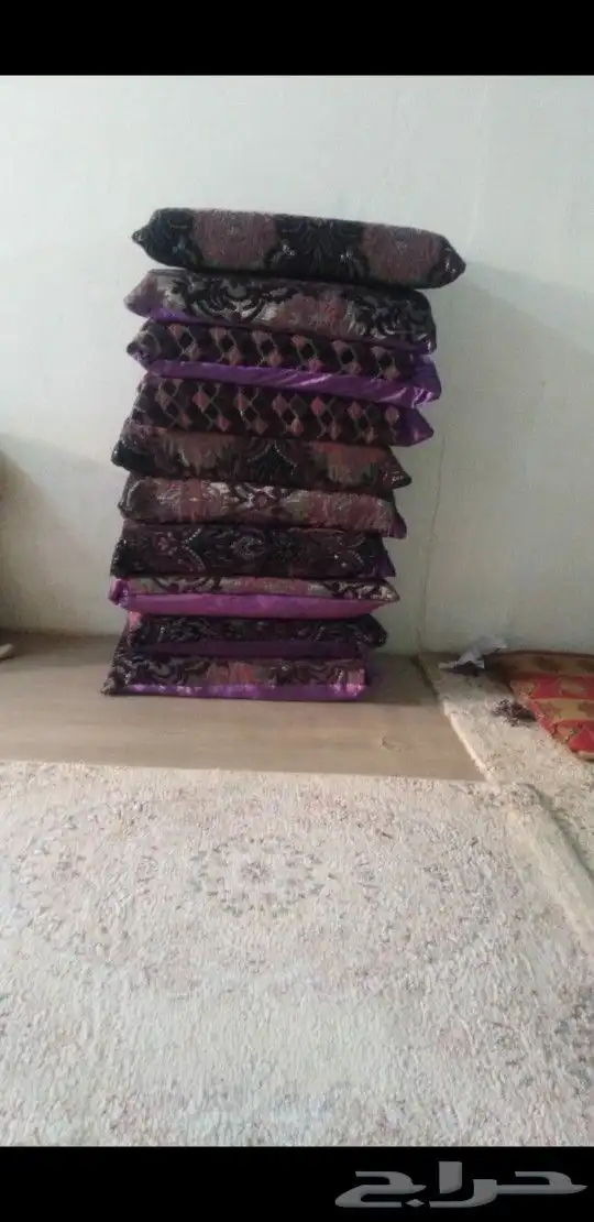 مخاد طبي خمس حبات 120 ومخاد اسفنج 10 حبات 120 0