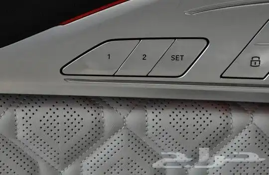 بي ام دبليو ام ثمانية BMW M8 Competition Sedan موديل 2022 24