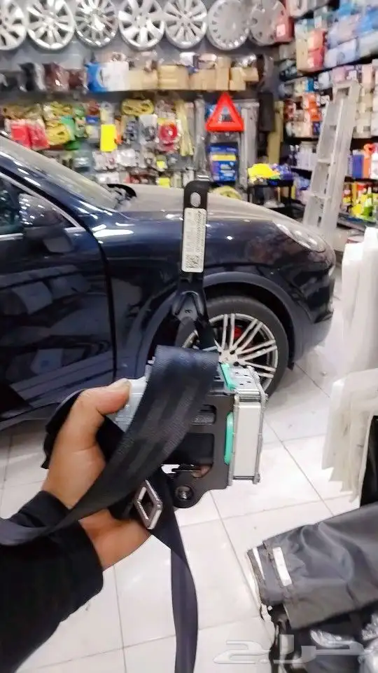 إصلاح وتغير الوان حزام الأمان 4