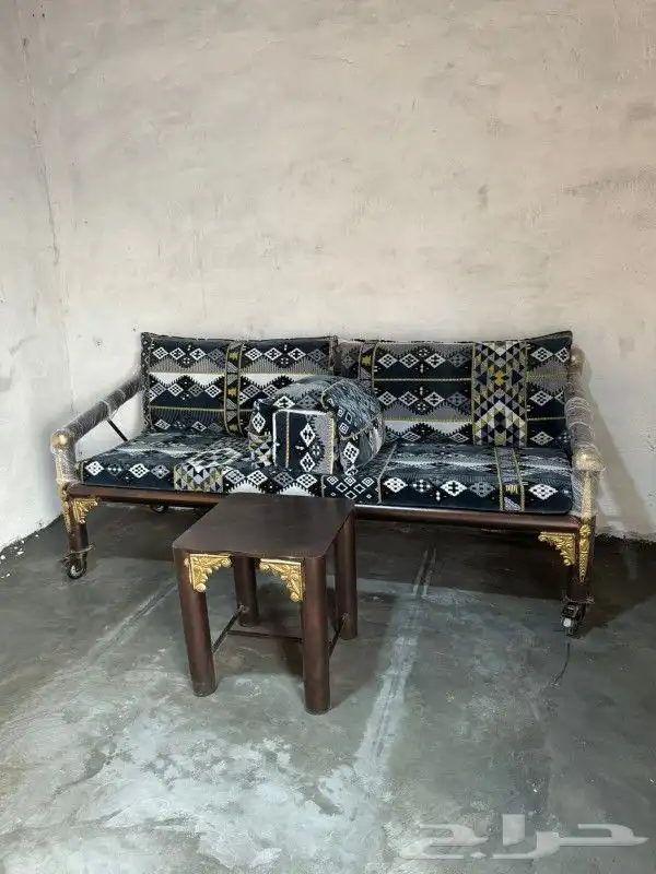 كراسي الحديد الخارجيه 4