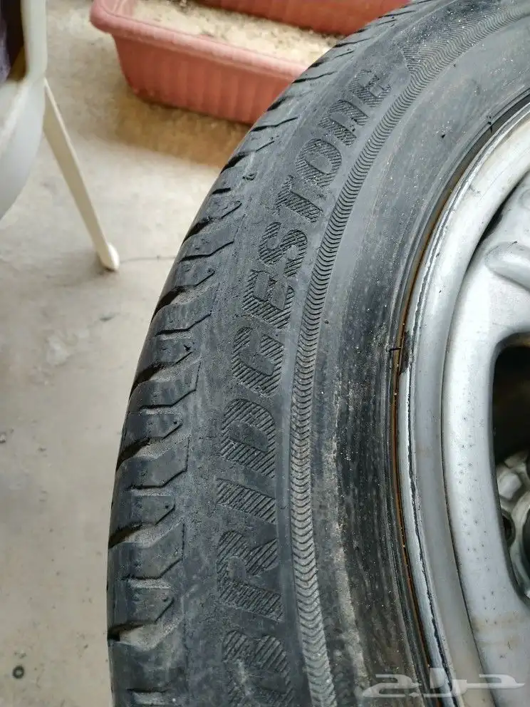فرصه ب380جنوط بكفراتها R16مقابل كفراتR16 55 195 3