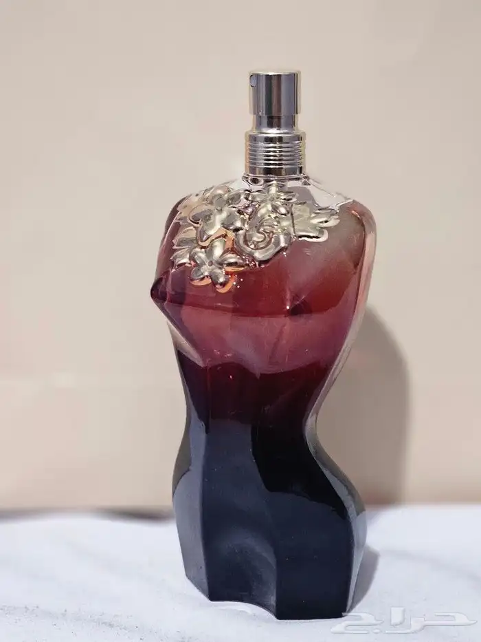 الي يبي عطور اصليه وبرندات فخمه يراسلني واتس 7