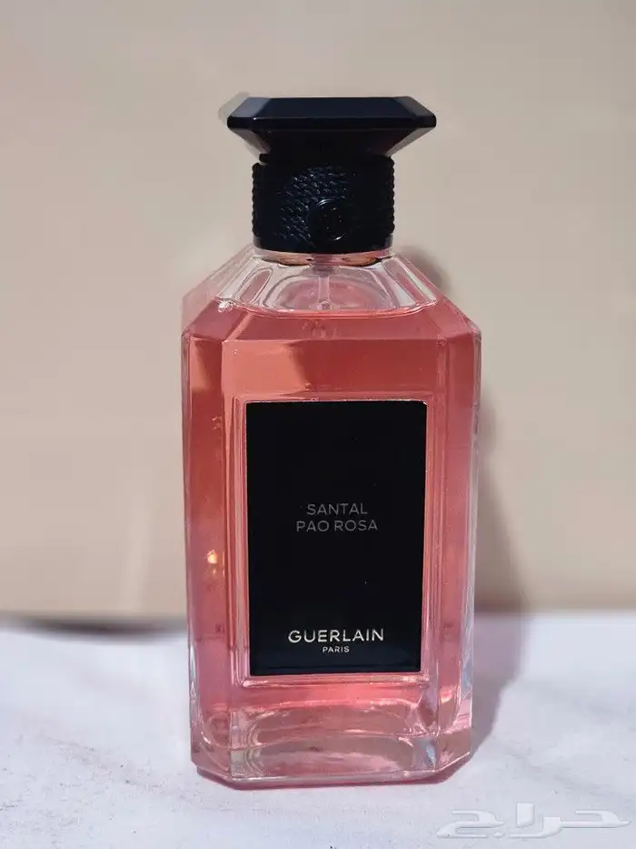 الي يبي عطور اصليه وبرندات فخمه يراسلني واتس 8