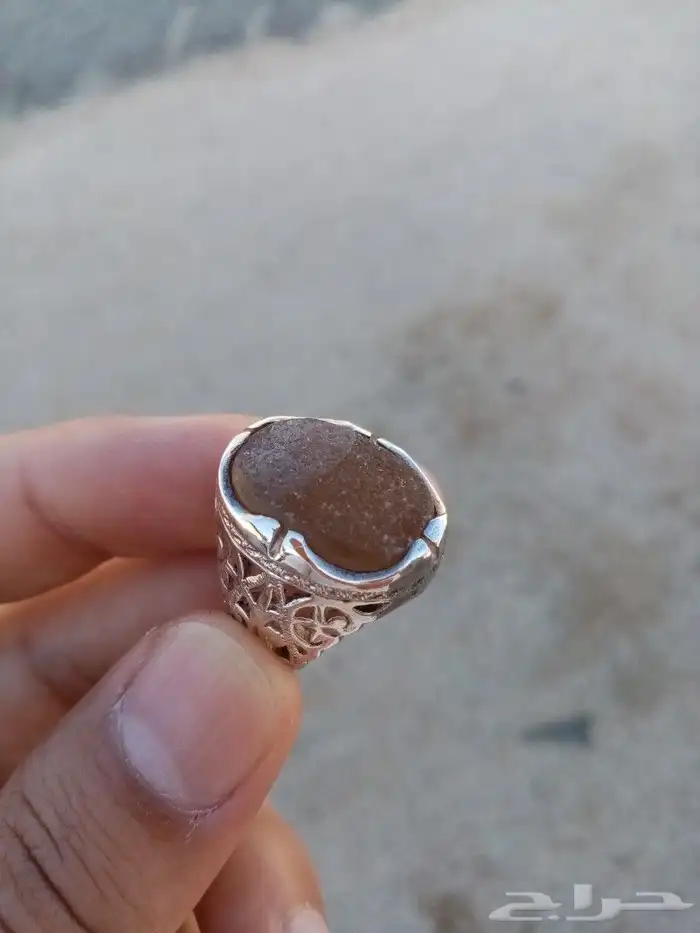 خاتم عقيق رواسب مميز. 3