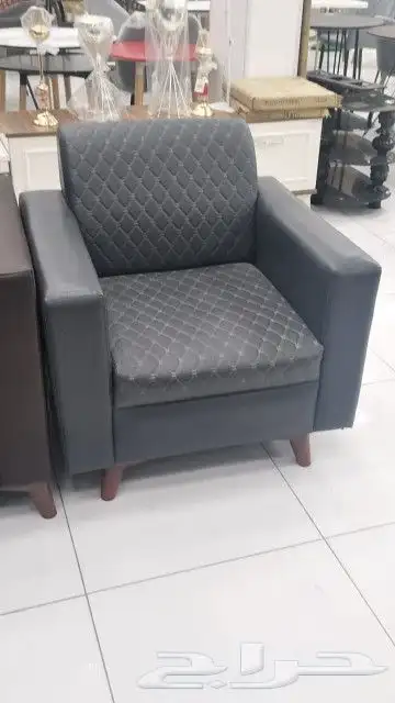 كنب جلد مكتبي مودرن بأشكال مميزة وسعر مغري 9