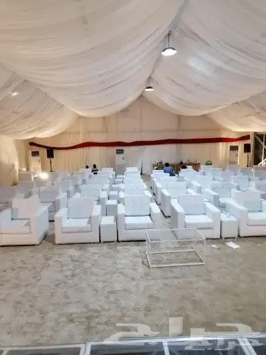 كنب جلد فاخر للإيجار اليومي والمناسبات   الرياض 4