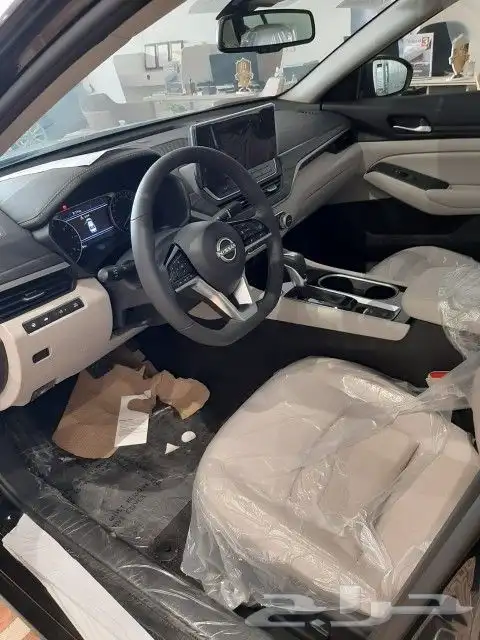نيسان التيما SV نص فل 2025 4