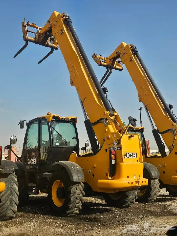 Telescopic crane for rent 17 meters daily monthly rent throu 3