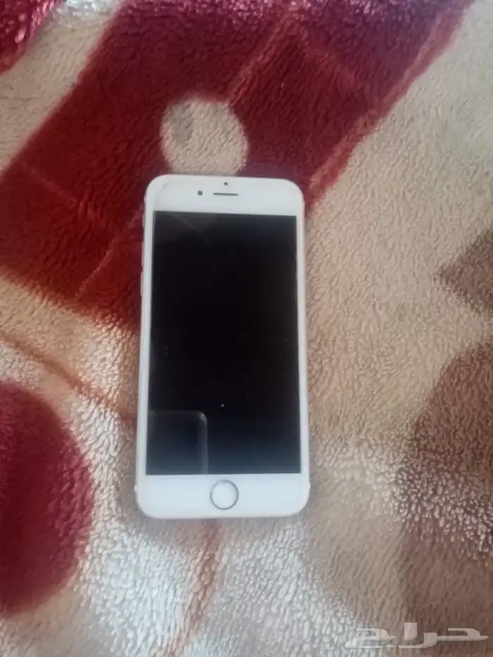 ايفون 6 s. لون ذهبي للبيع سوم مقفل برمز 0