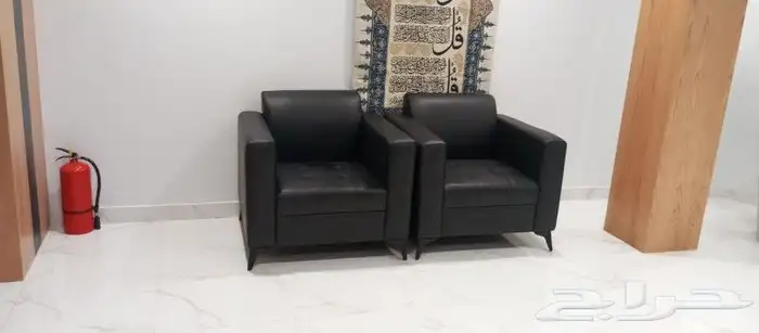 كنب جلد مكتبي مودرن بأشكال مميزة وسعر مغري 14