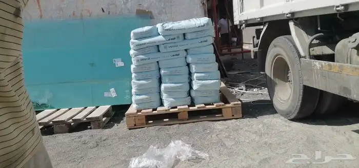 غراء سافيتو الأول بي 21 ريال 1