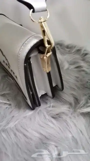 شنط نسائي ب25 18