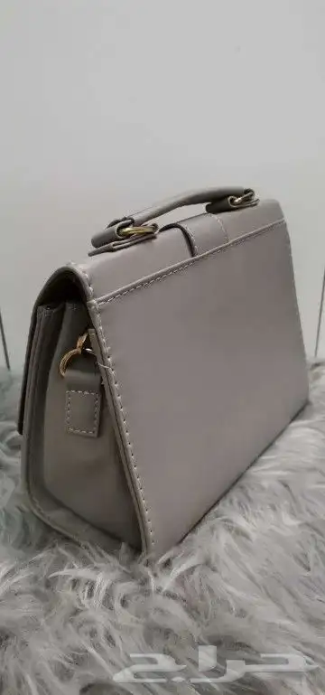 شنط نسائي ب25 11