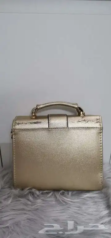 شنط نسائي ب25 15