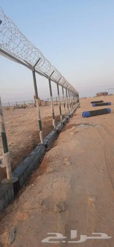 نقوم بتركيب جميع انواع الشبوك 3