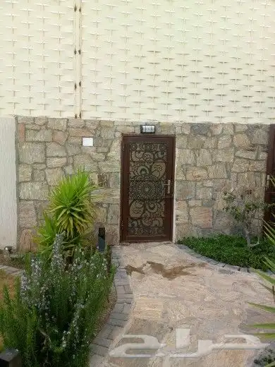 معلم حجر وديكورات اسمنتيه 7