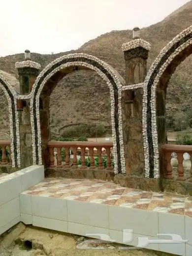 معلم حجر وديكورات اسمنتيه 38