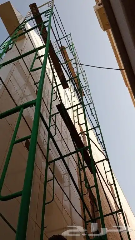 أبو عزام للسقالأت 2