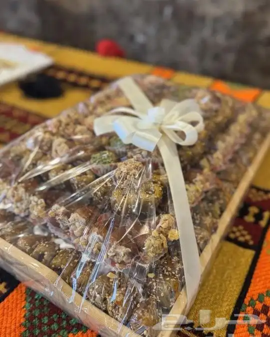 قهوجيات مباشارات مع جميع العده انواع الشاهي والقهوه العربيه 3