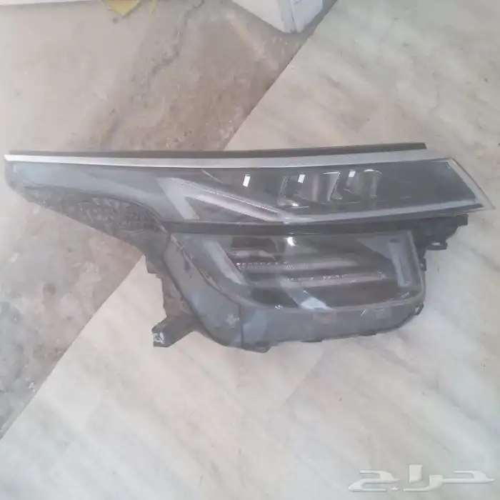 شمعه كيا سيلوتس2023 يمين 1