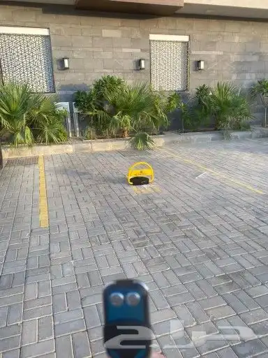 حاجز مواقف سيارات 0