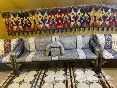 كراسي حديد 1