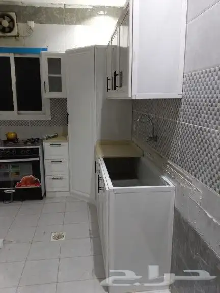 معلم فك وتركيب دولاب 2