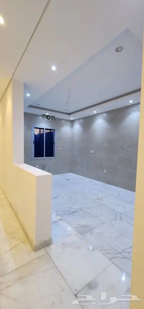 فيلا فاخره نظام مودرن في البحيرات ابحر الشمالية 9