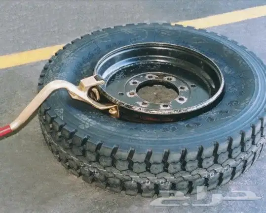 ليور بنشر 3 قطع للتريلات 4