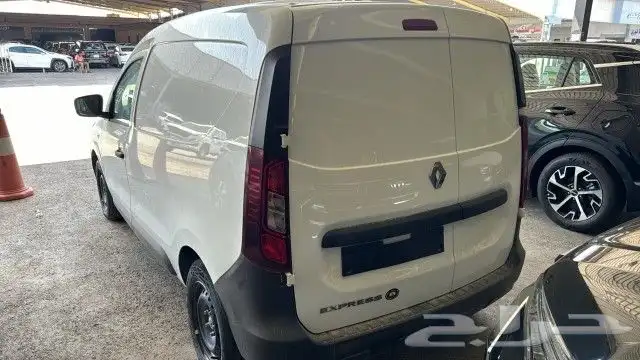 رينو إكسبريس فان بضاعة ديزل 2024 بسعر مغري 1