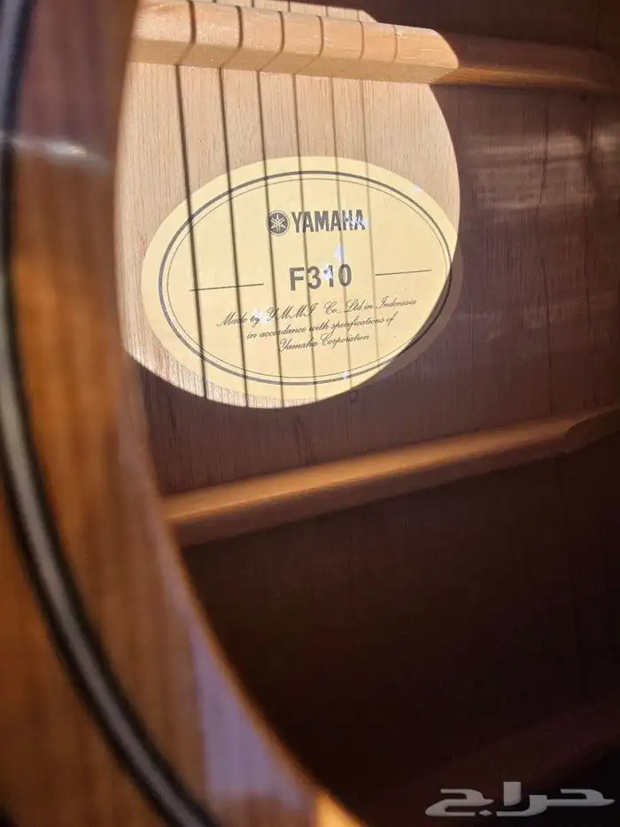 للبيع جيتار ياماها F310 4