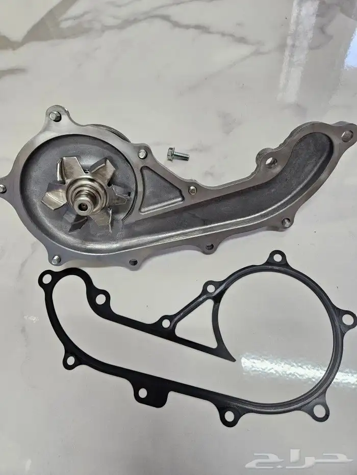 طرمبة ماء تويوتا جديدة اصلية 1