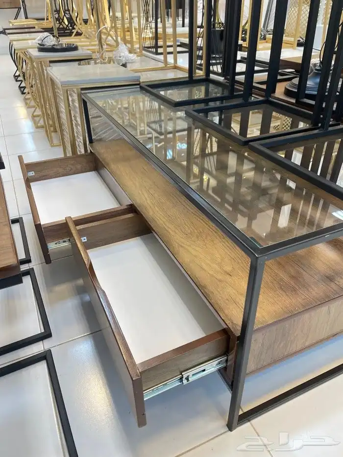 طاولة خدمة بتصميم مميز 2