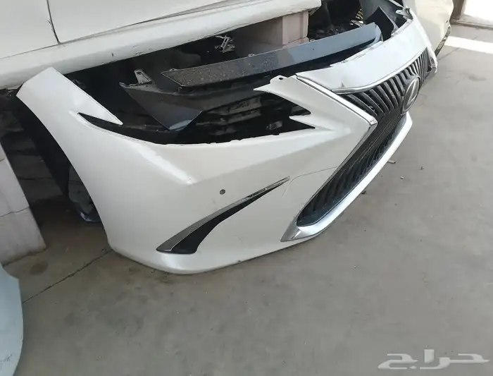 لكزس es من 2019 الى 2023 0