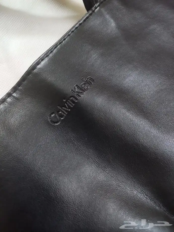 شنطة نسائية CALVIN KLEIN 2