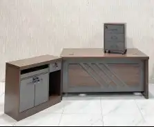 مكاتب خشب خامة ممتازة 3