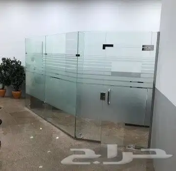 زجاج سكريت نضام مكاتب 1