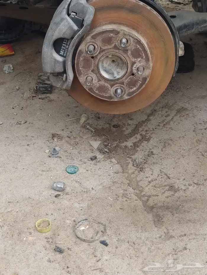 قطع غيار هايلوكس 1