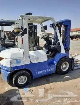 Forklifts  cranes  and tractors for rent 2
