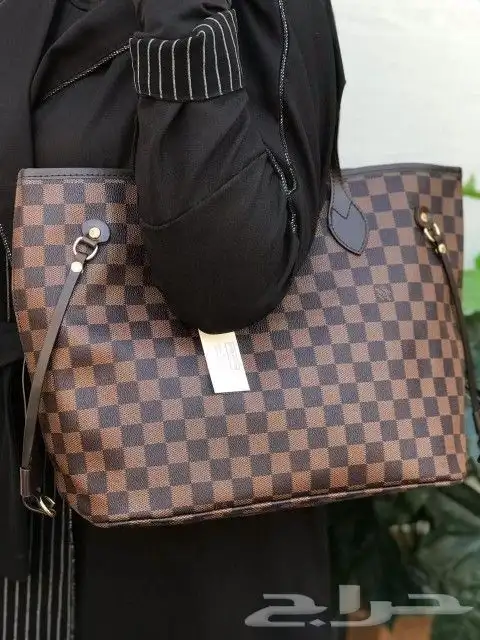 هدااياء اطقم رجالي اطقم نسائي شنط درجه اولى طبق الأصل 3